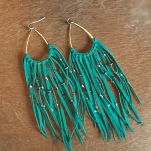 Brinco Country com Franjas em Camurça Verde